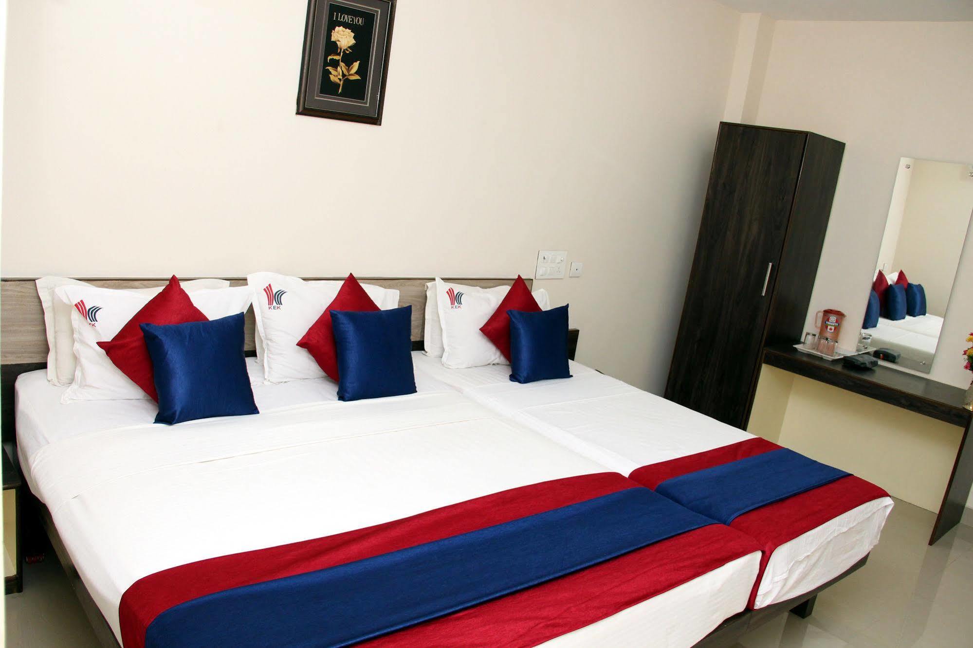 Kek Accommodation Chennai Extérieur photo